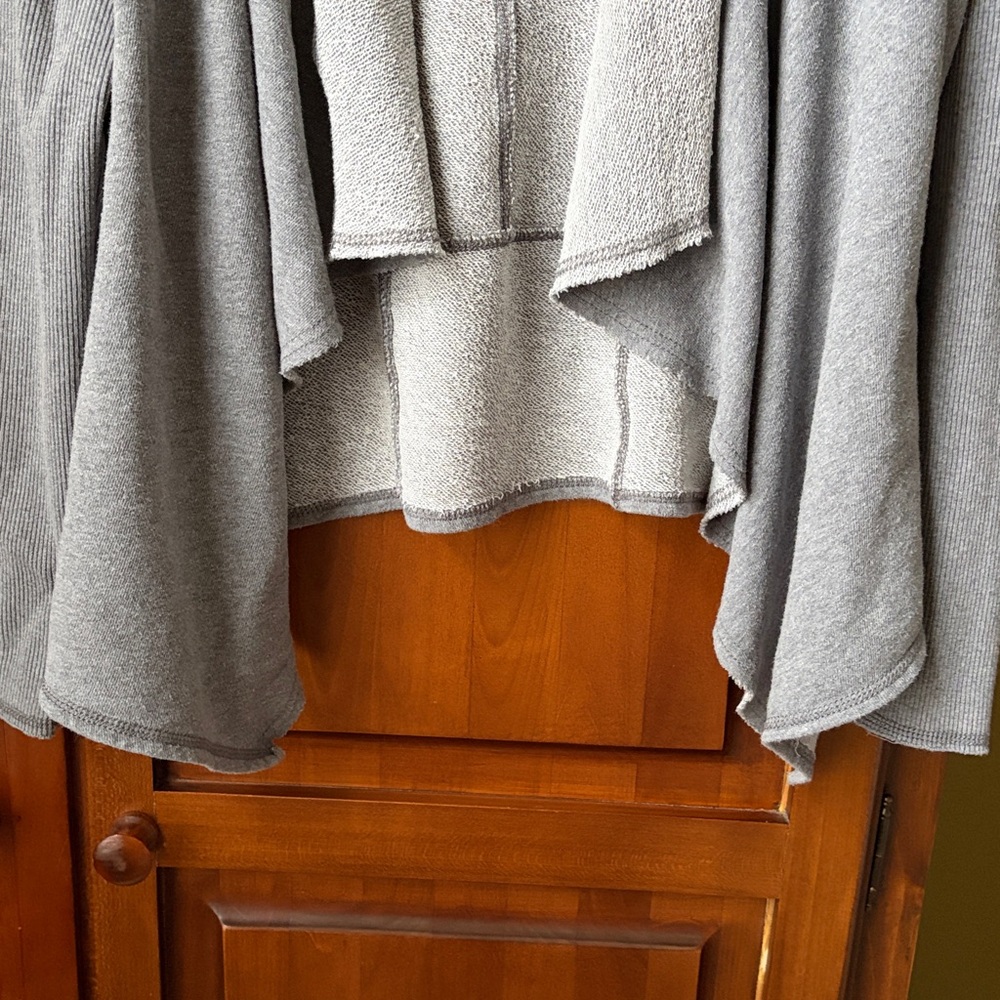Aeropostale Heather Gray Women's Cardigan - Picture 5 of 8